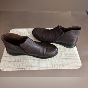 Chic Brown Ankle Booties